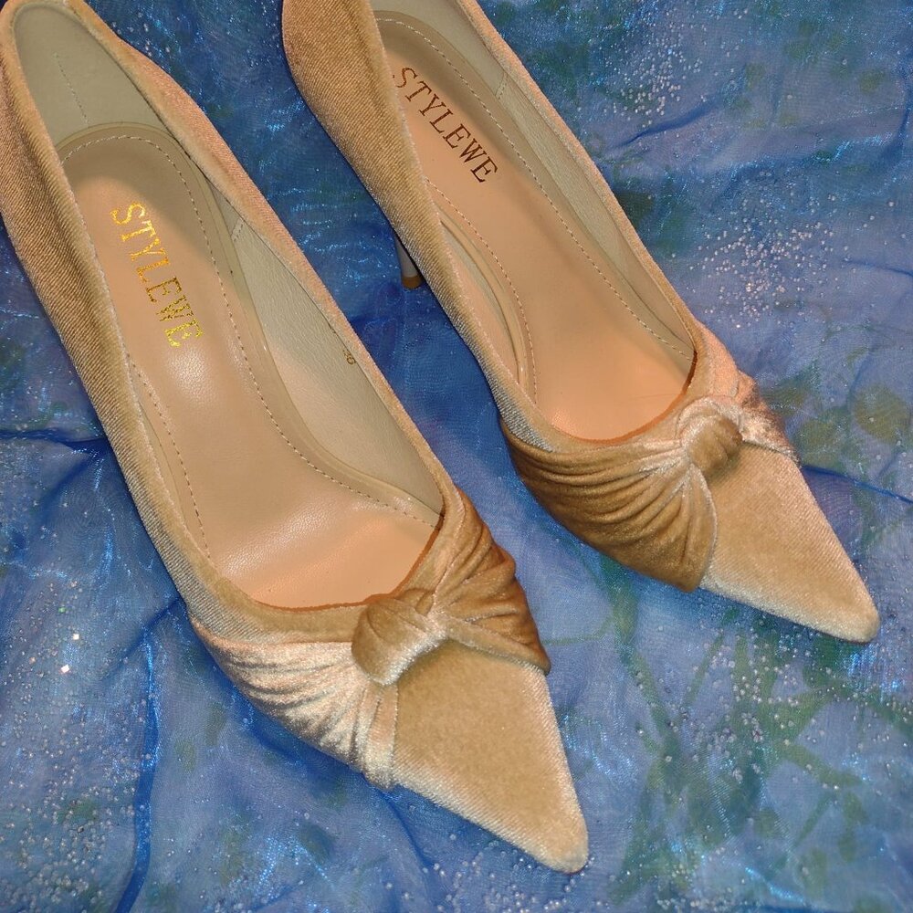 Sz 6.5 Tan Velvet High Heels for Women w/ Twist Bow Knot Stiletto Shoes Stylewe